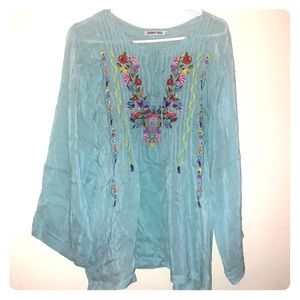 NWOT Johnny Was Blue Floral Embroidered Blouse